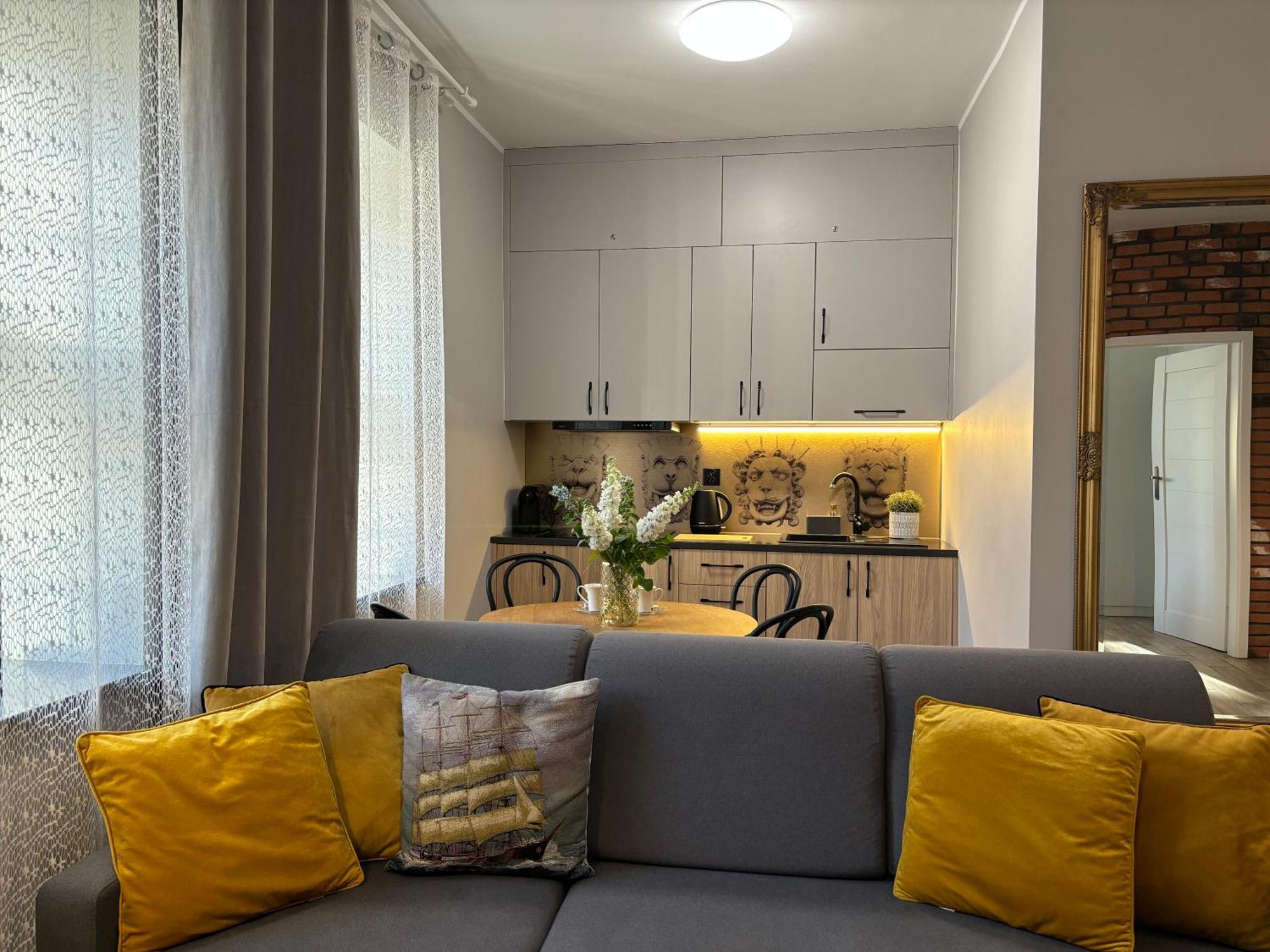 Kamienica Pod Lwem Apartment กดัญสก์ ภายนอก รูปภาพ